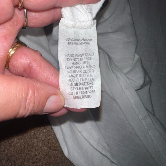 Promesa White Slubbed Tee Pink Flamingos Short Sleeve Cutout Neckline MED USA - Picture 7 of 8